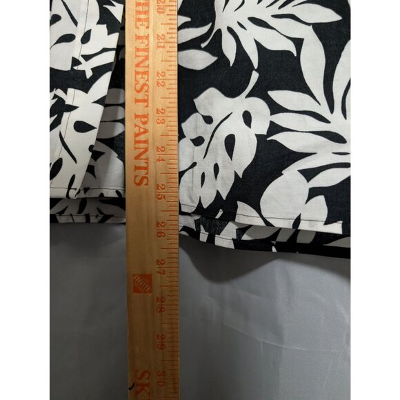 Talbots Black White Leaf Sleeveless Top Wrinkle Resistant Womens Size 12 *READ - Picture 6 of 7